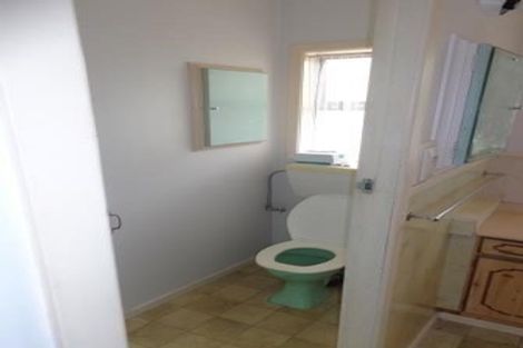 Photo of property in 129 Rathgar Road, Henderson, Auckland, 0610