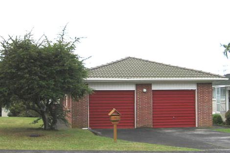 Photo of property in 53 Manhattan Heights, Glendene, Auckland, 0602