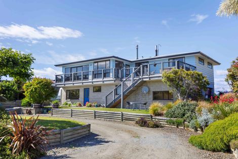 Photo of property in 17 Parry Crescent, Lake Hawea, 9382