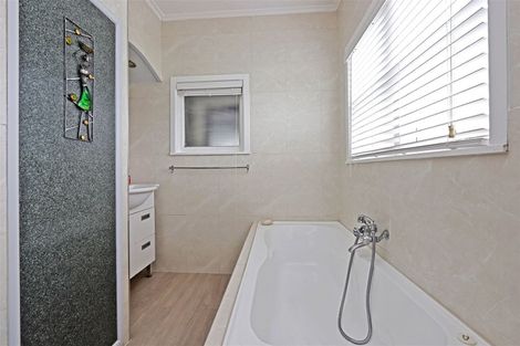 Photo of property in 33 Elliott Crescent, Havelock North, 4130