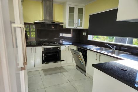 Photo of property in 9 Fordyce Avenue, Sunnyhills, Auckland, 2010