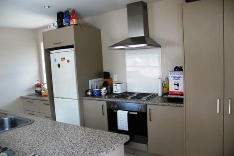 Photo of property in 2/100 Hastings Street West, Sydenham, Christchurch, 8023