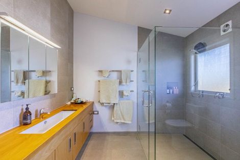 Photo of property in 15 Goodger Street, Waipukurau, 4200