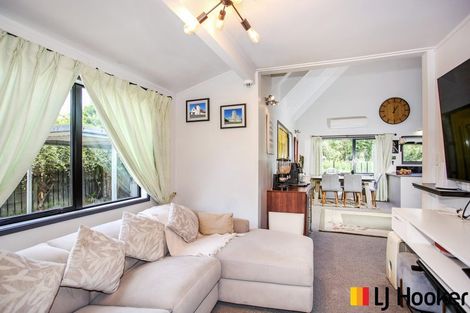 Photo of property in 3/140 Great South Road, Drury, 2113