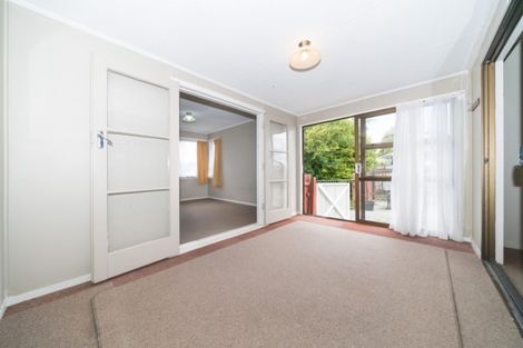 Photo of property in 57 Tararua Terrace, Cloverlea, Palmerston North, 4412