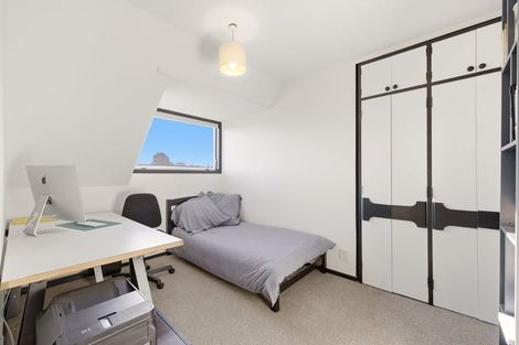 Photo of property in 76a Memorial Avenue, Ilam, Christchurch, 8053