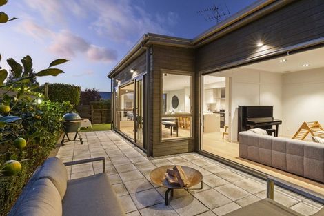 Photo of property in 5 Ridge View Crescent, Pukekohe, 2120