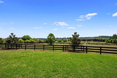 Photo of property in 903 Old North Road, Waimauku, 0882