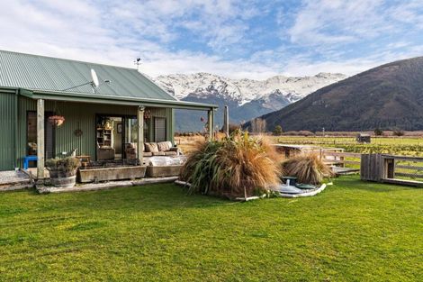 Photo of property in 34 Birley Rise, Glenorchy, 9372