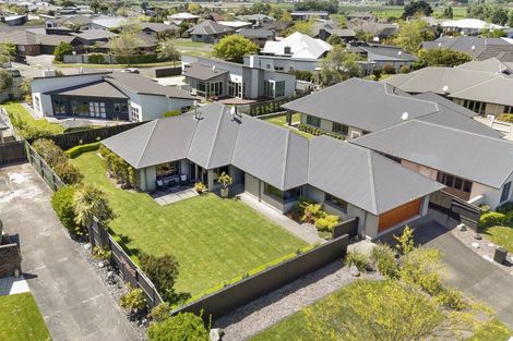 Photo of property in 5 Rodeo Drive, Kelvin Grove, Palmerston North, 4414