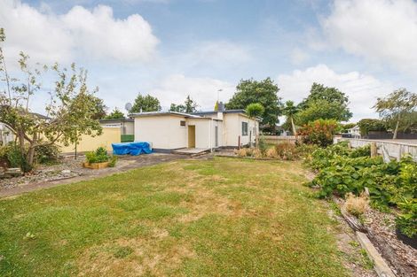 Photo of property in 2 Hobson Place, Takaro, Palmerston North, 4412