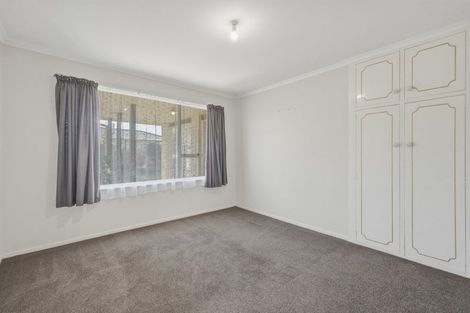 Photo of property in 1/98a Lake Terrace Road, Burwood, Christchurch, 8061