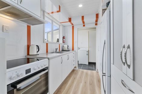 Photo of property in 1/227 Waitemata Drive, Ranui, Auckland, 0612