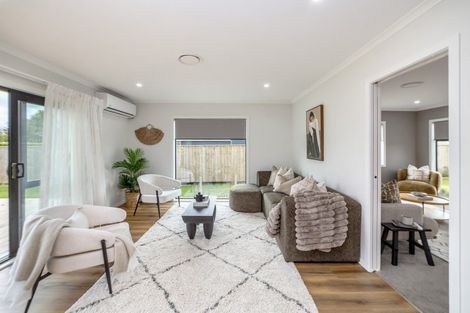 Photo of property in 21 Coralie Place, Lansdowne, Masterton, 5810