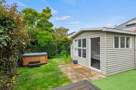 Photo of property in 2/110 Leinster Road, Merivale, Christchurch, 8014