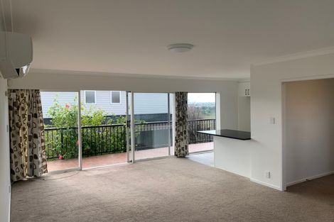 Photo of property in 3/36 Exmouth Road, Northcote, Auckland, 0627