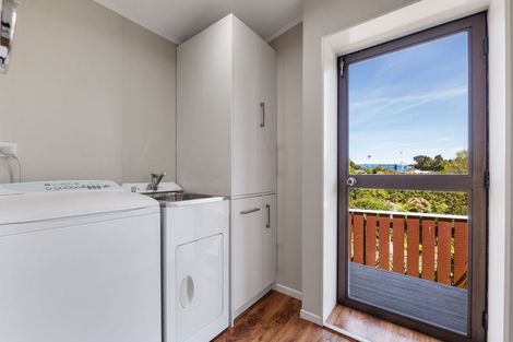 Photo of property in 3 Ruskin Place, Westown, New Plymouth, 4310