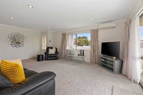 Photo of property in 1/20 Pine Road, Orewa, 0931