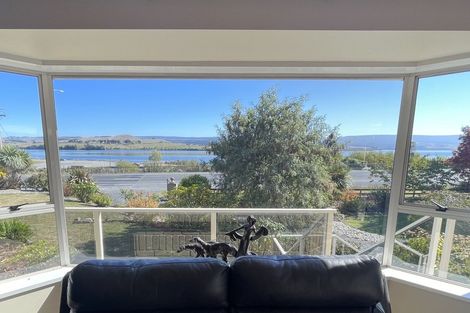 Photo of property in 76 Greenwich Street, Waihola, Milton, 9073