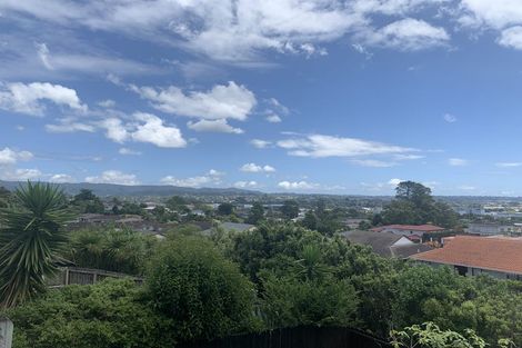 Photo of property in 15/242 Great North Road, Henderson, Auckland, 0612