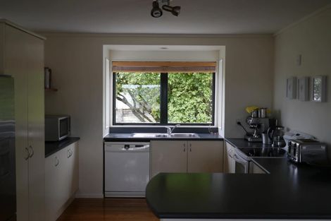 Photo of property in 14 Longview Rise, Massey, Auckland, 0614