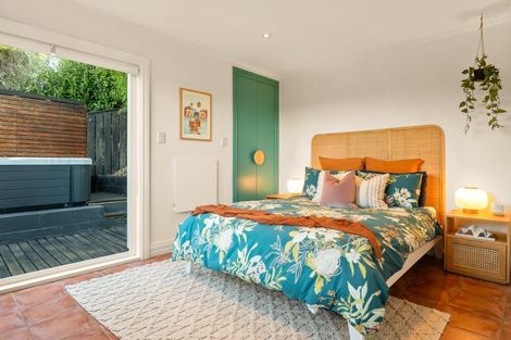 Photo of property in 27 Mortimer Terrace, Aro Valley, Wellington, 6021