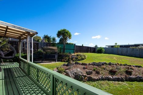 Photo of property in 18 Carter Drive, Pomare, Rotorua, 3015