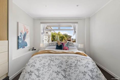 Photo of property in 1003 Whangaparaoa Road, Tindalls Beach, Whangaparaoa, 0930