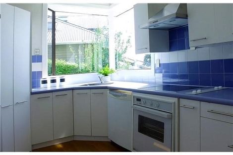 Photo of property in 38 Saint Andrews Hill Road, Mount Pleasant, Christchurch, 8081