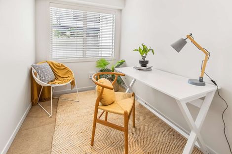 Photo of property in 2c Hinewa Road, Otumoetai, Tauranga, 3110