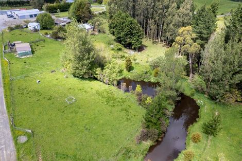 Photo of property in 148 Adelaide Road, Dannevirke, 4930