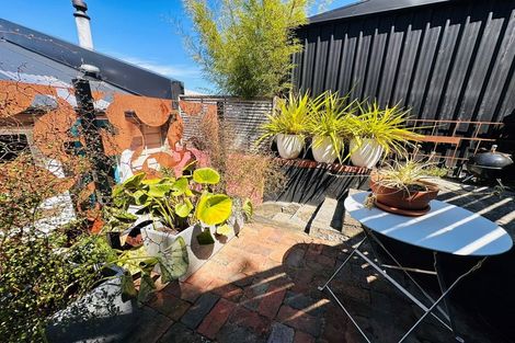 Photo of property in 180 Sutherland Road, Lyall Bay, Wellington, 6022