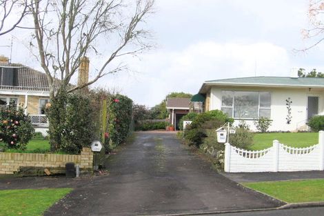 Photo of property in 77 Houchens Road, Glenview, Hamilton, 3206