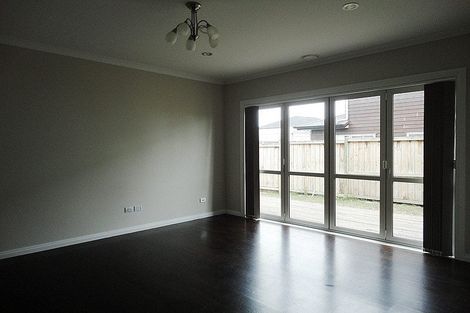 Photo of property in 4 Rossini Court, Karaka, Papakura, 2113