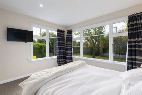 Photo of property in 1/2 Moreland Avenue, Papanui, Christchurch, 8053