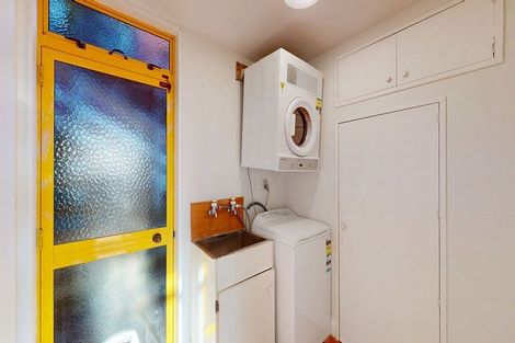 Photo of property in 22 Stafford Street, Mount Victoria, Wellington, 6011