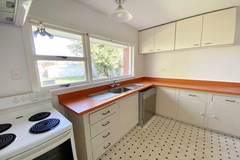 Photo of property in 4 Colwyn Street, Bryndwr, Christchurch, 8053