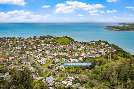 Photo of property in 41 Ferry Road, Arkles Bay, Whangaparaoa, 0932