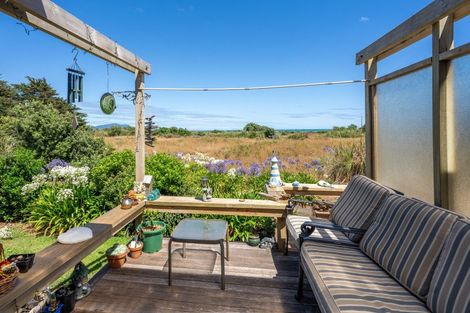 Photo of property in 69 Sims Road, Te Horo Beach, Otaki, 5581