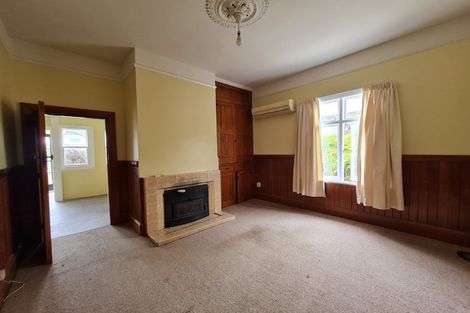 Photo of property in 17 Dilworth Street, Riccarton, Christchurch, 8011