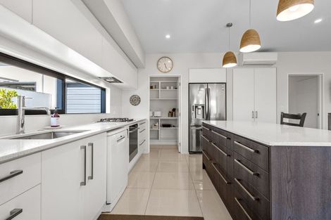 Photo of property in 100 Te Rito Street, Marshland, Christchurch, 8083