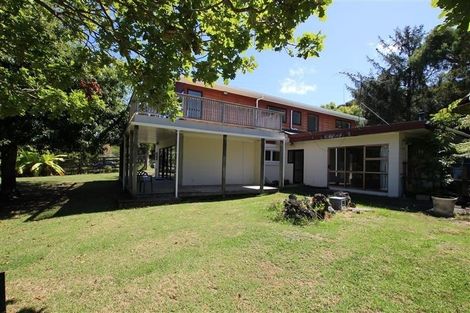 Photo of property in 6 Shirley Road, Parau, Auckland, 0604