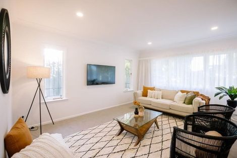 Photo of property in 9 Minchin Crescent, St Andrews, Hamilton, 3200