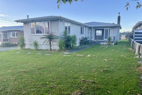 Photo of property in 339 Main Road, Huapai, Kumeu, 0810
