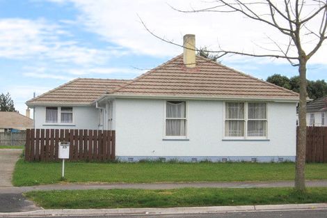 Photo of property in 25 Kenney Crescent, Fairfield, Hamilton, 3214