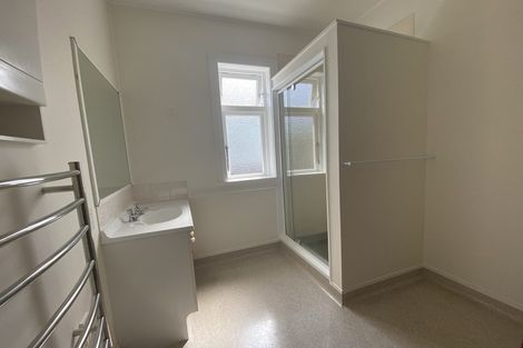 Photo of property in 2a Tennyson Street, Petone, Lower Hutt, 5012