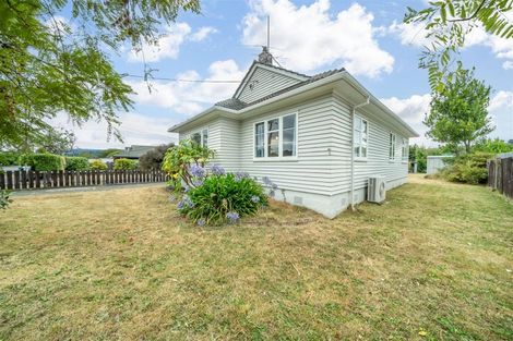 Photo of property in 8 Mcparland Street, Ebdentown, Upper Hutt, 5018