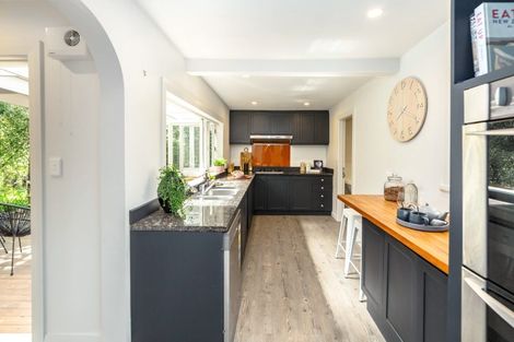 Photo of property in 65 Brandon Street, Featherston, 5710