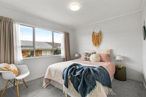 Photo of property in 2/34 Watea Road, Sandringham, Auckland, 1025