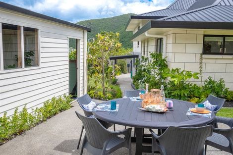 Photo of property in 108 Moana View Road, Waikawa, Picton, 7220
